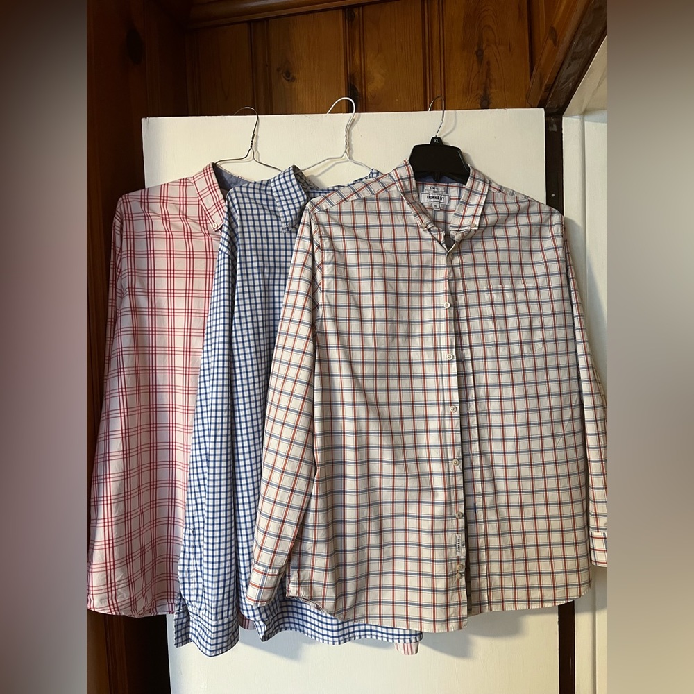 Crown & Ivy Mens Button Up Bundle
